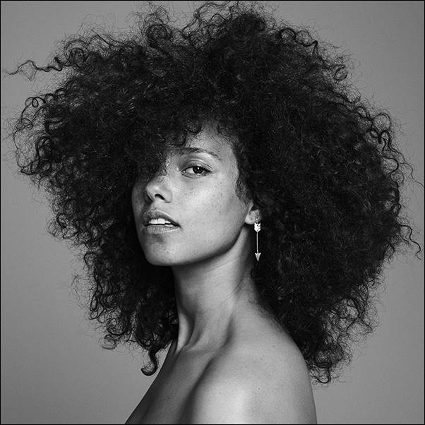 ST16_392_R_ALICIAKEYS_1111