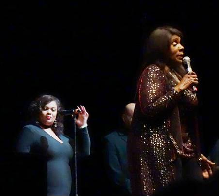 ST17_144_F_GLORIAGAYNOR-2_0705